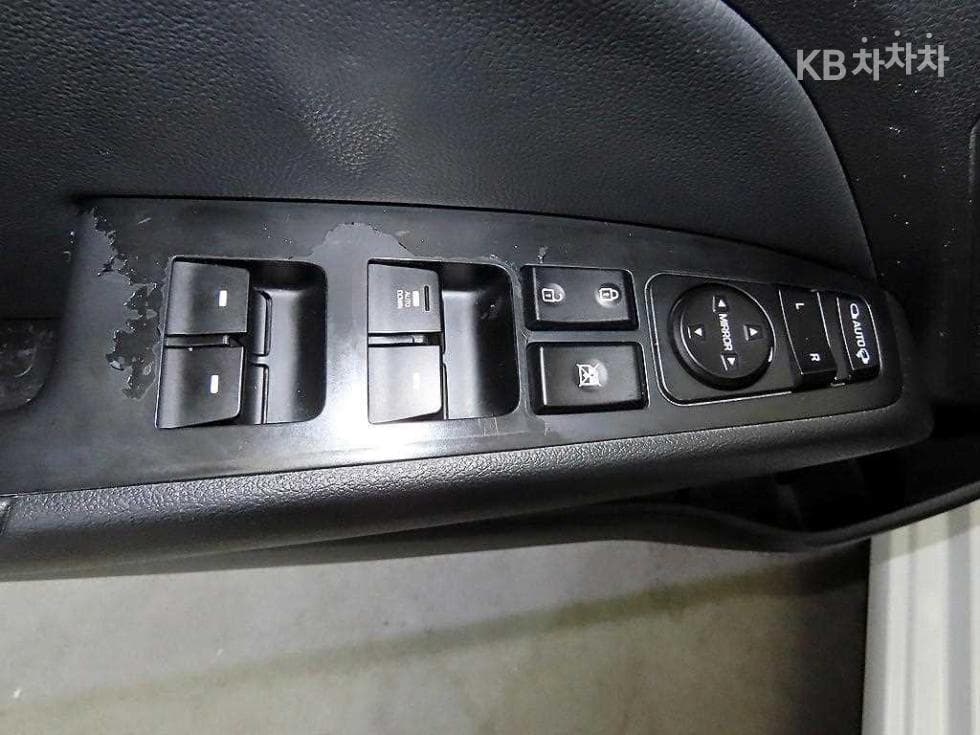 Хюндай The New (фейслифт) Avante (Elantra) ADSmartstream G1.6 Стил - 13