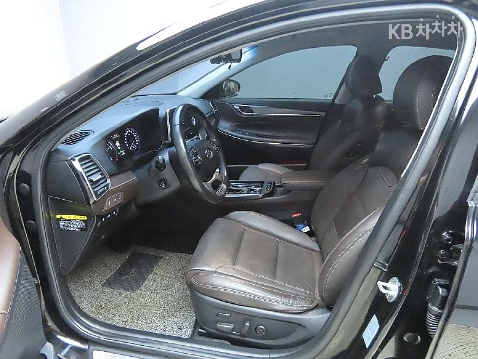 Hyundai Grandeur (Azera)IG HybridExclusive Special (special feature/edition) - 10