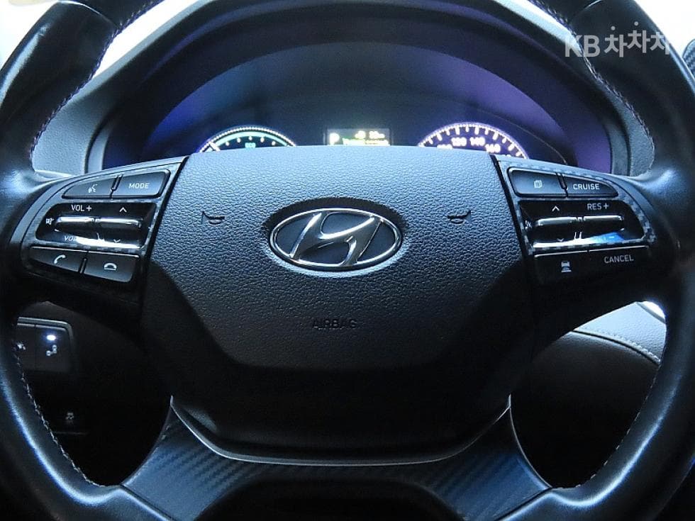 Hyundai Grandeur (Azera)IG HybridExclusive Special (special feature/edition) - 17