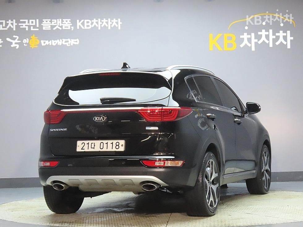 Kia Sportage 4th generationDiesel 2.0 2WD Noblesse - 2