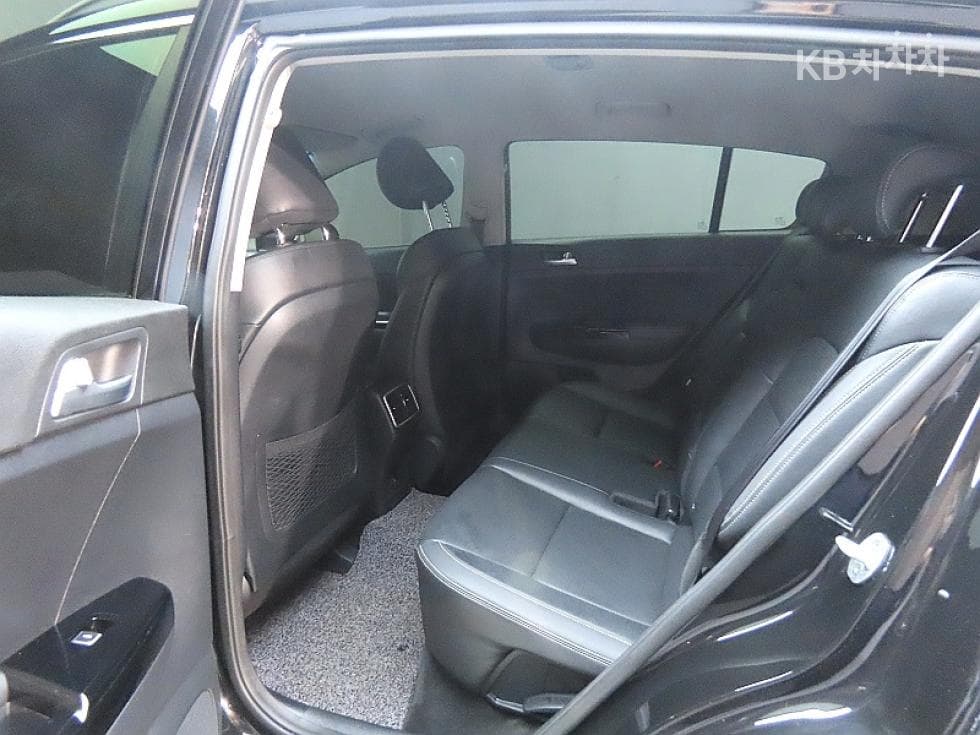 Kia Sportage 4th generationDiesel 2.0 2WD Noblesse - 11