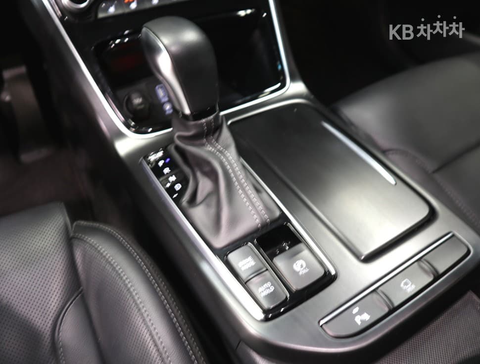 Хюндай Grandeur (Azera)IG2.4 Premium Стандартен - 13