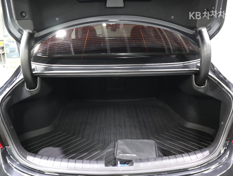 Хюндай Grandeur (Azera)IG2.4 Premium Стандартен - 17
