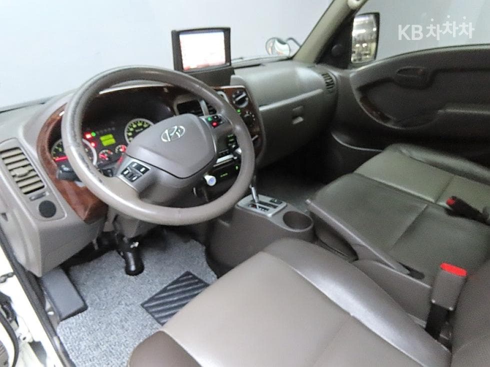 Hyundai Porter 2Extra Long Super Cab CRDi HI-SUP High-end Type - 6