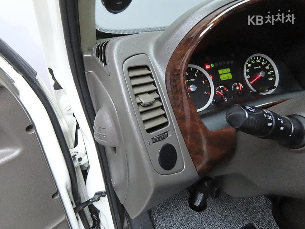 Hyundai Porter 2Extra Long Super Cab CRDi HI-SUP High-end Type - 11