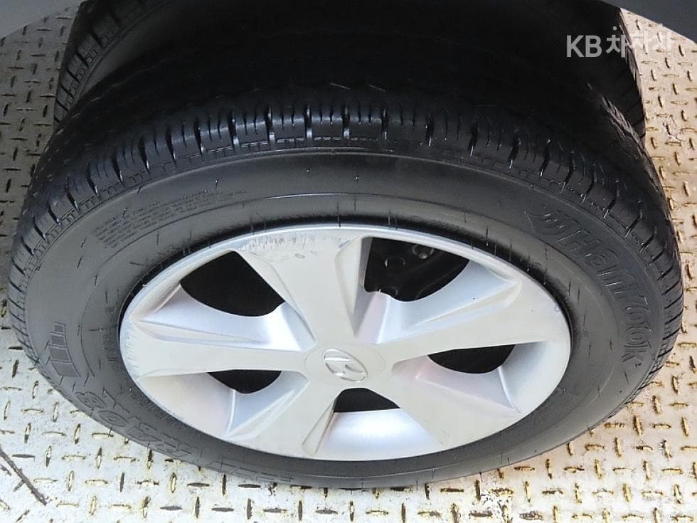 Hyundai Porter 2Extra Long Super Cab CRDi HI-SUP High-end Type - 20