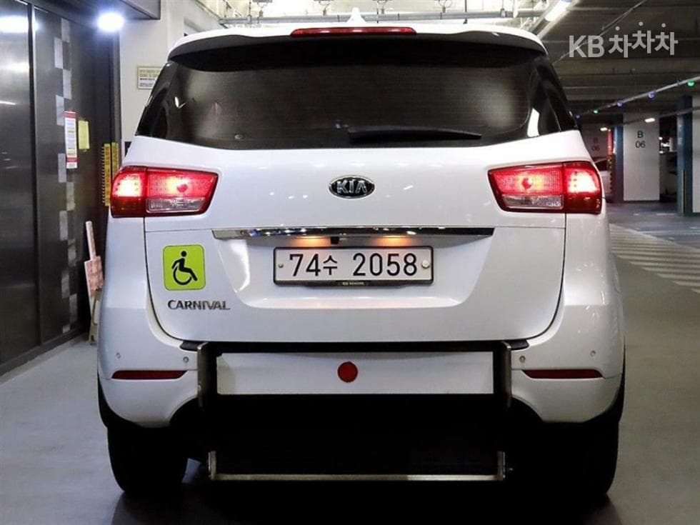 Киа All New Канивал6Местен승 2.2 Дизел 휠체어 리프트 - 3