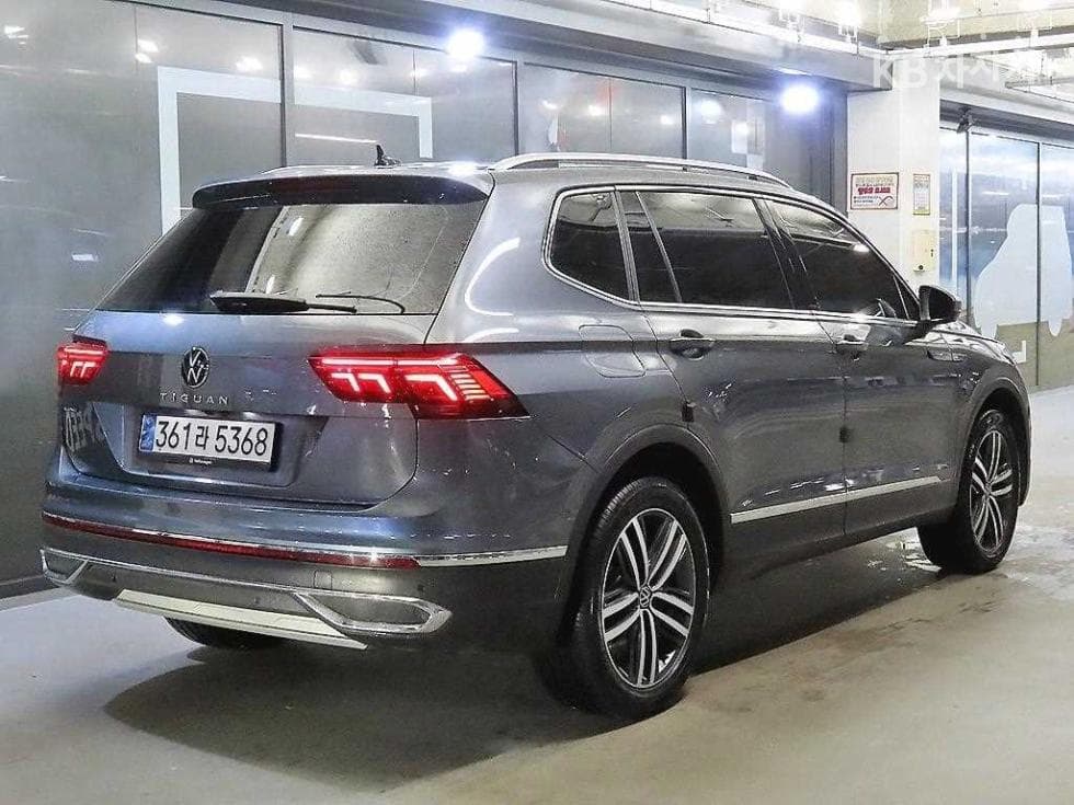 Volkswagen Tiguan Allspace2.0 Turbocharged Stratified Injection (VW) Prestige - 4