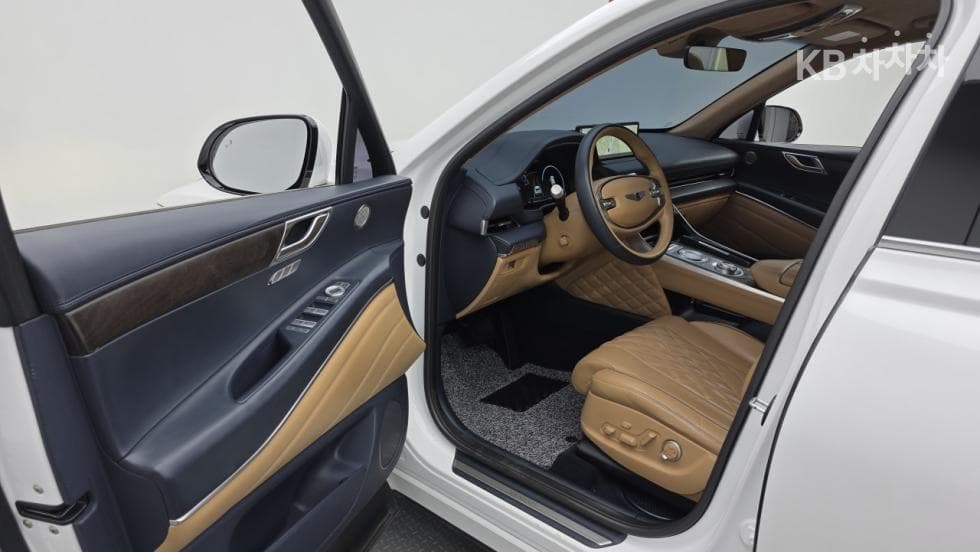 Дженезис GV803.0 Дизел AWD - 13