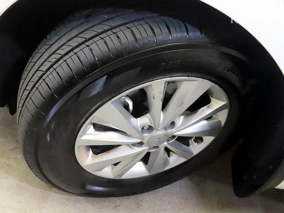 Kia All New Carnival6Seater승 2.2 Diesel 휠체어 리프트 - 18