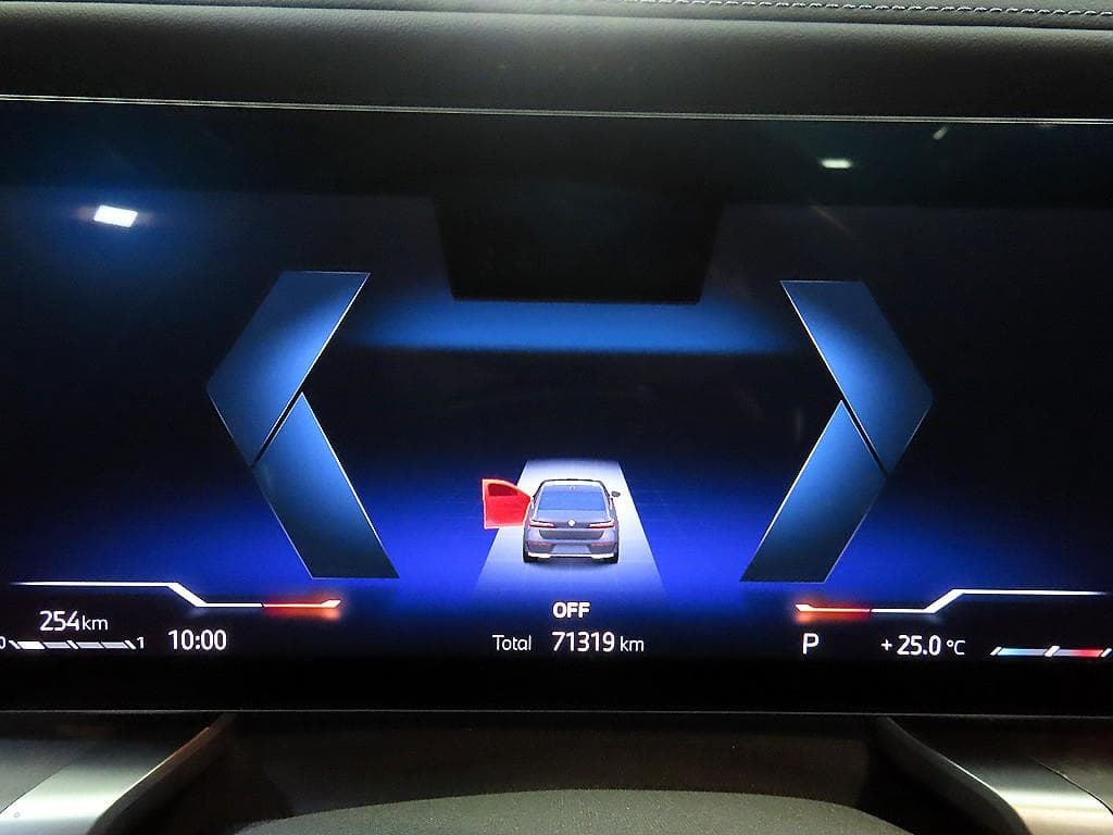 BMW 7시리즈(G70)740i sDrive M Sport Executive - 9