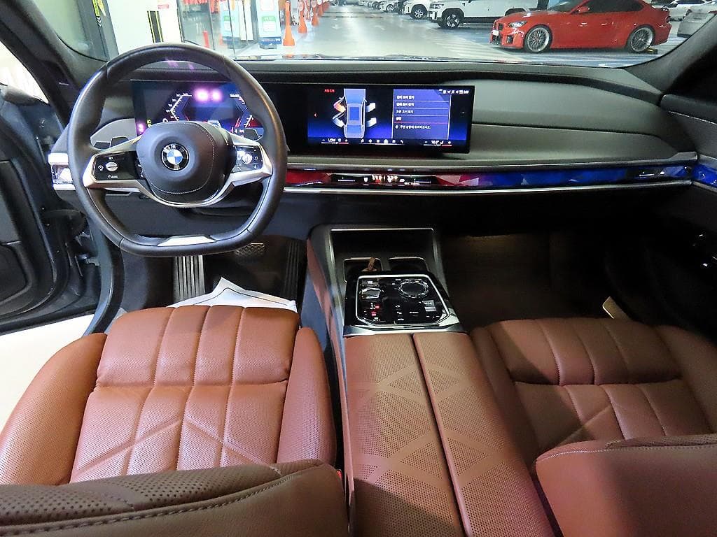 BMW 7시리즈(G70)740i sDrive M Sport Executive - 10