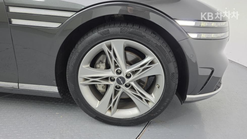 Дженезис G90(RS4)3.5T AWD Стандартен - 9