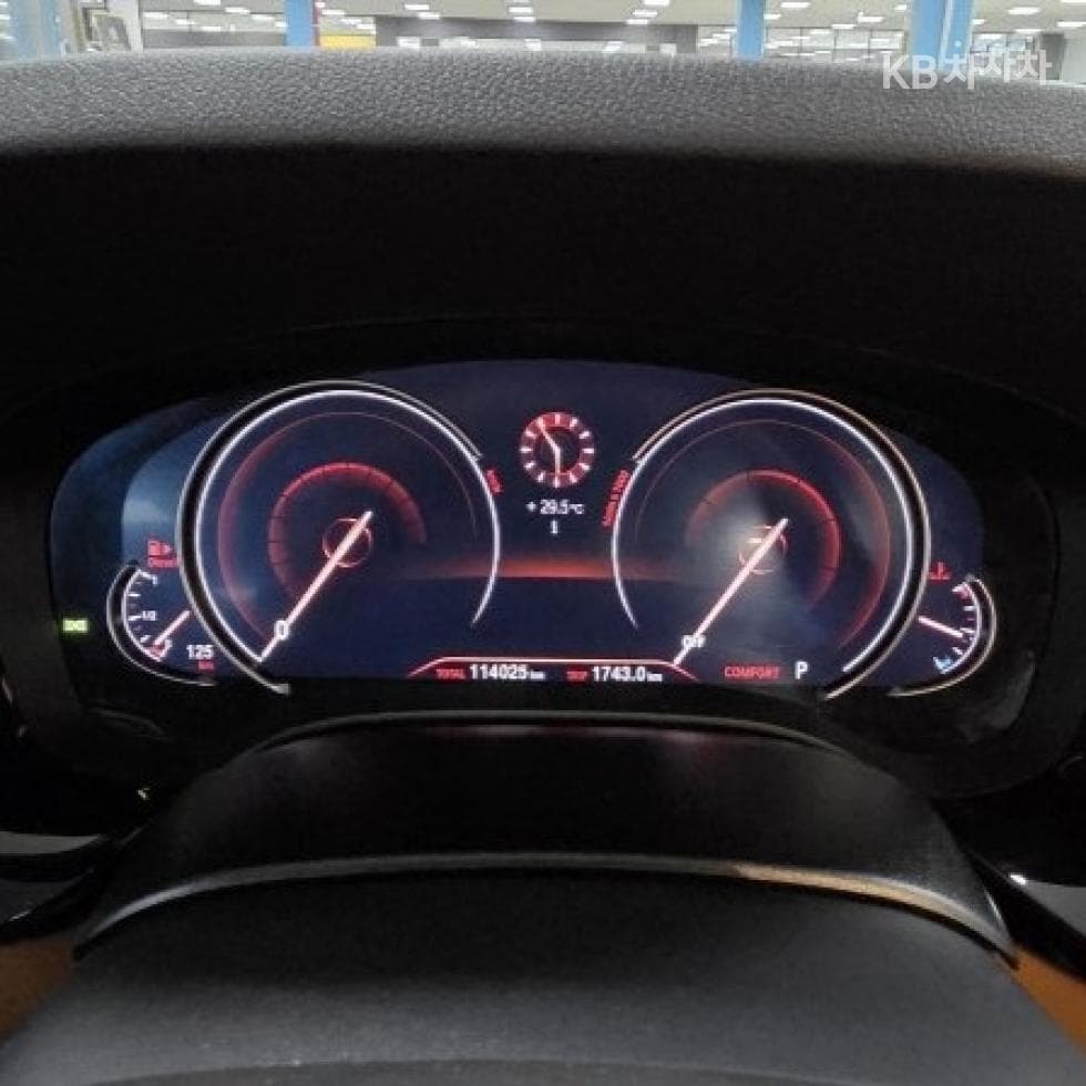 BMW 올Нов5 Серия (G30)520d M Sport Plus - 8
