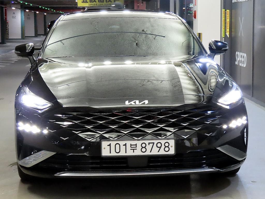 Kia K8 Hybrid1.6 Turbo Noblesse - 2