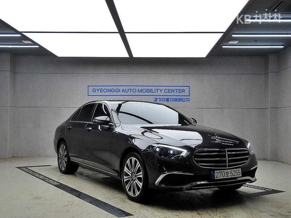 Mercedes-Benz E-Клас (W213) E350 4MATIC Avantgarde - Image 1
