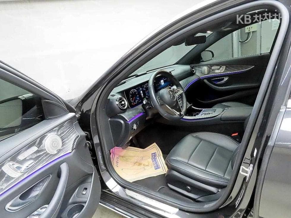 Mercedes-Benz E-Клас (W213)E350 4MATIC Avantgarde - 5