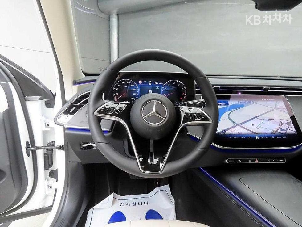 Mercedes-Benz E-클래스 (W214)E200 Avantgrade - 9