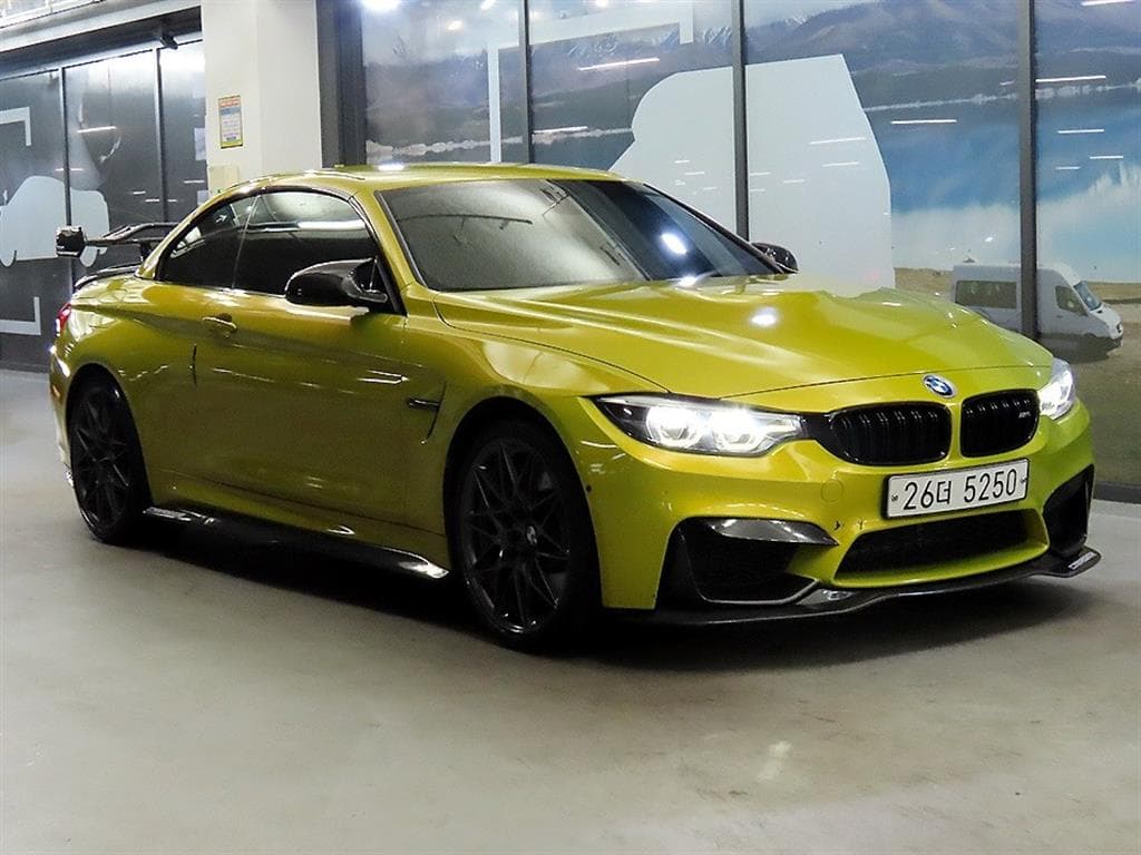 BMW M시리즈 M4 Кабриолет Competition - Image 1