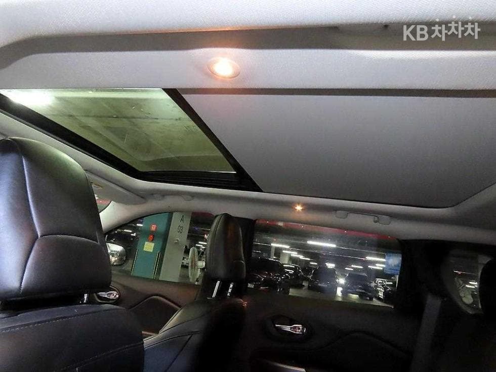 지프 체로키(KL)2.4 Gasoline FWD Limited - 16