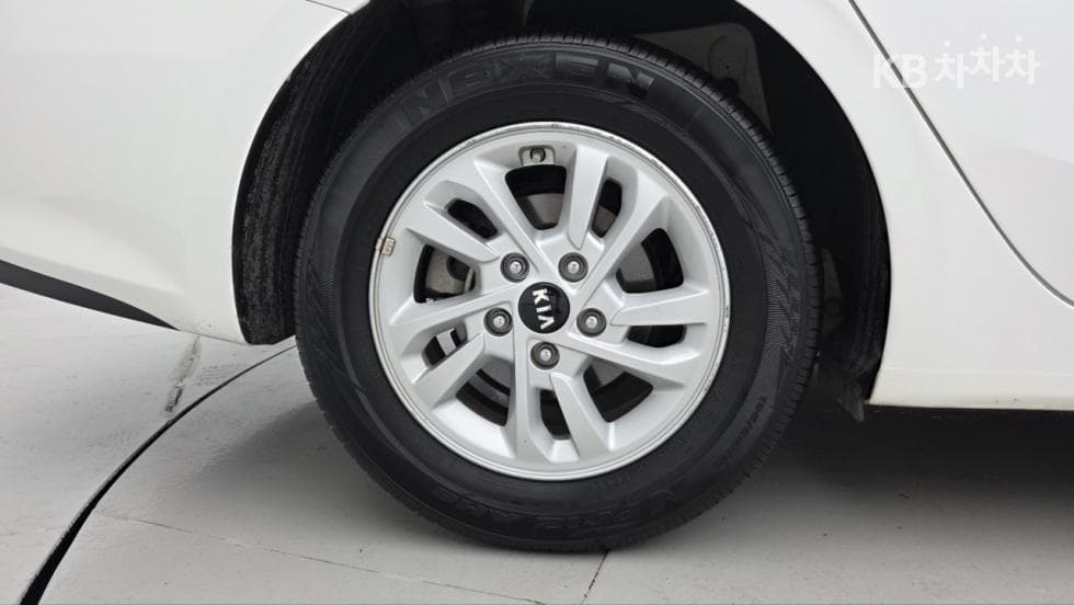 Киа All New K31.6 Бензин Лукс - 18