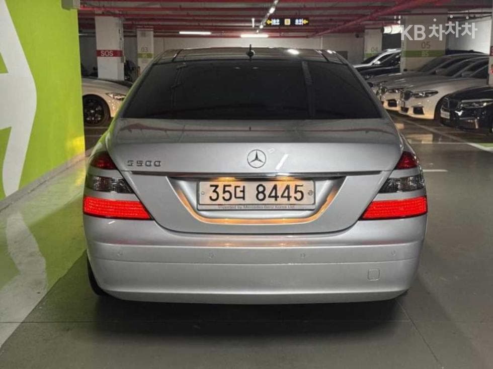 Mercedes-Benz Нов S-КласS550 W221 - 4