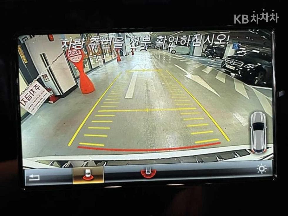 Mercedes-Benz GLA X156GLA45 AMG 4매틱 - 16
