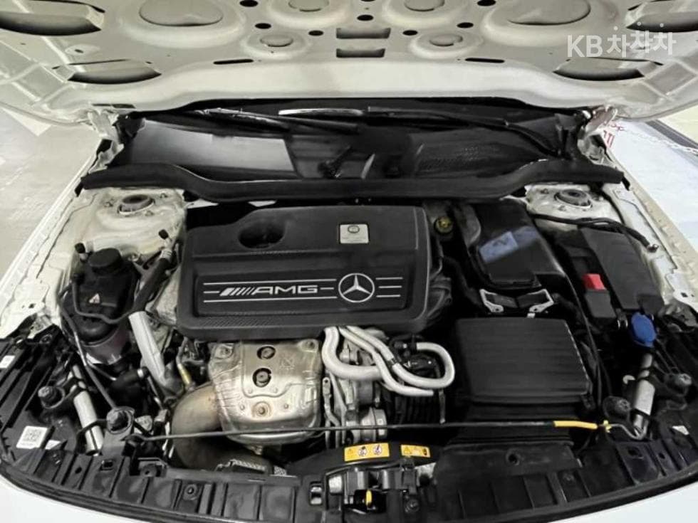Mercedes-Benz GLA X156GLA45 AMG 4매틱 - 20