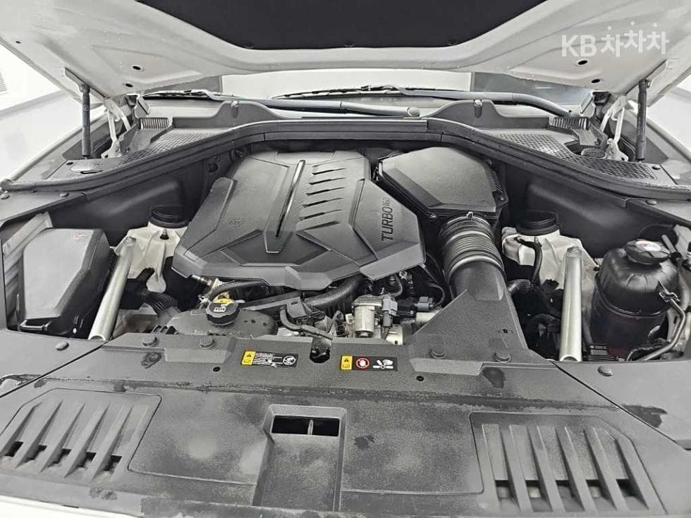 Genesis GV803.0 Diesel 2WD - 5