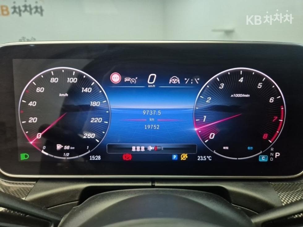 Mercedes-Benz The New (фейслифт) C-КласC300 e 4Matic AMG Line - 6