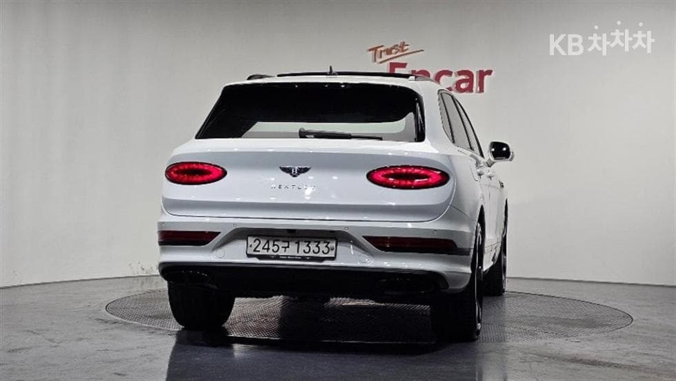 벤틀리 벤테이가4.0 V8 - 2
