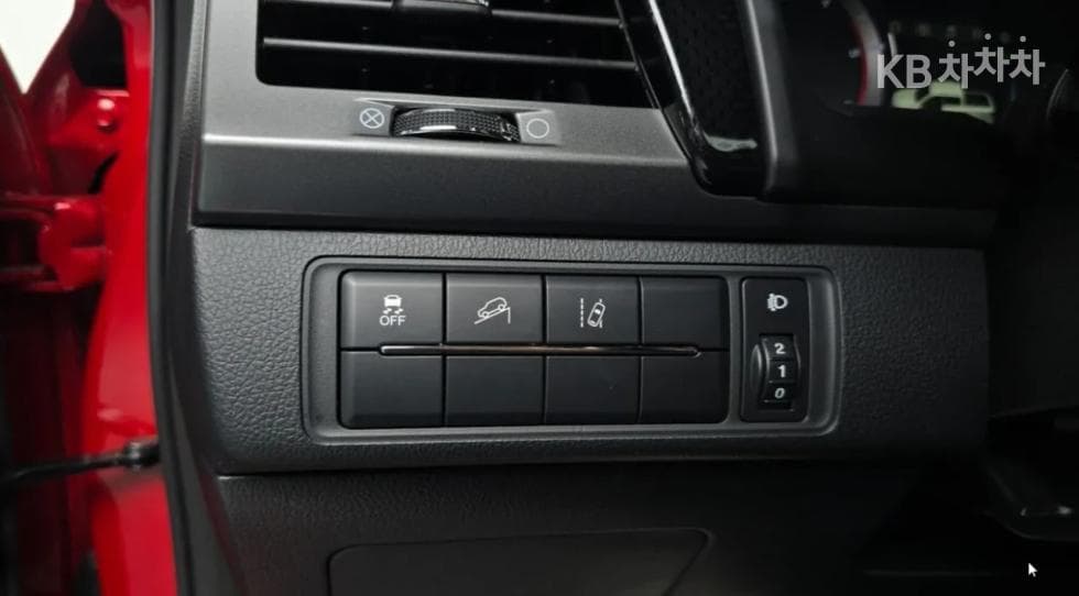 КейДжи Мобилити The New (фейслифт) Rexton Sports Khan2.2 4x4 Престиж - 13