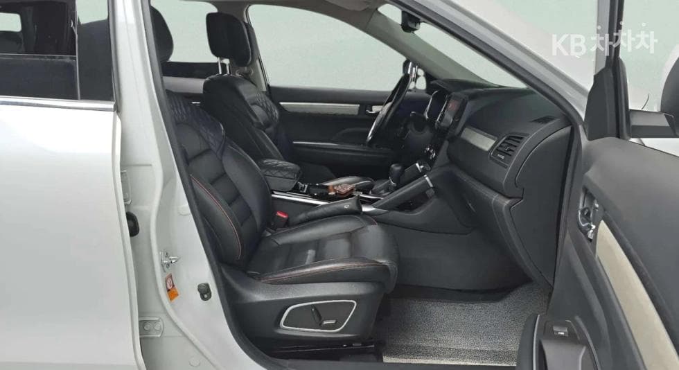 Рено Корея Нов QM62.0 LPe 2WD PREMIERE - 11