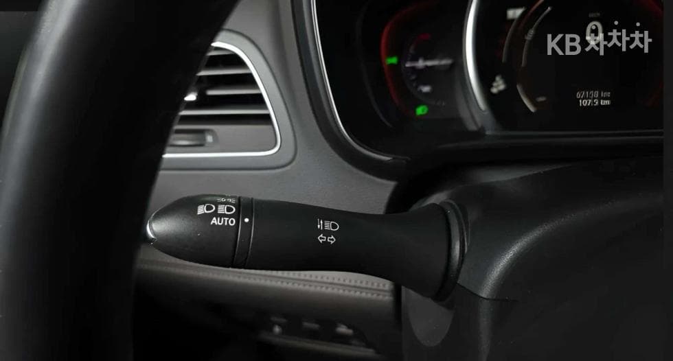 Рено Корея Нов QM62.0 LPe 2WD PREMIERE - 24
