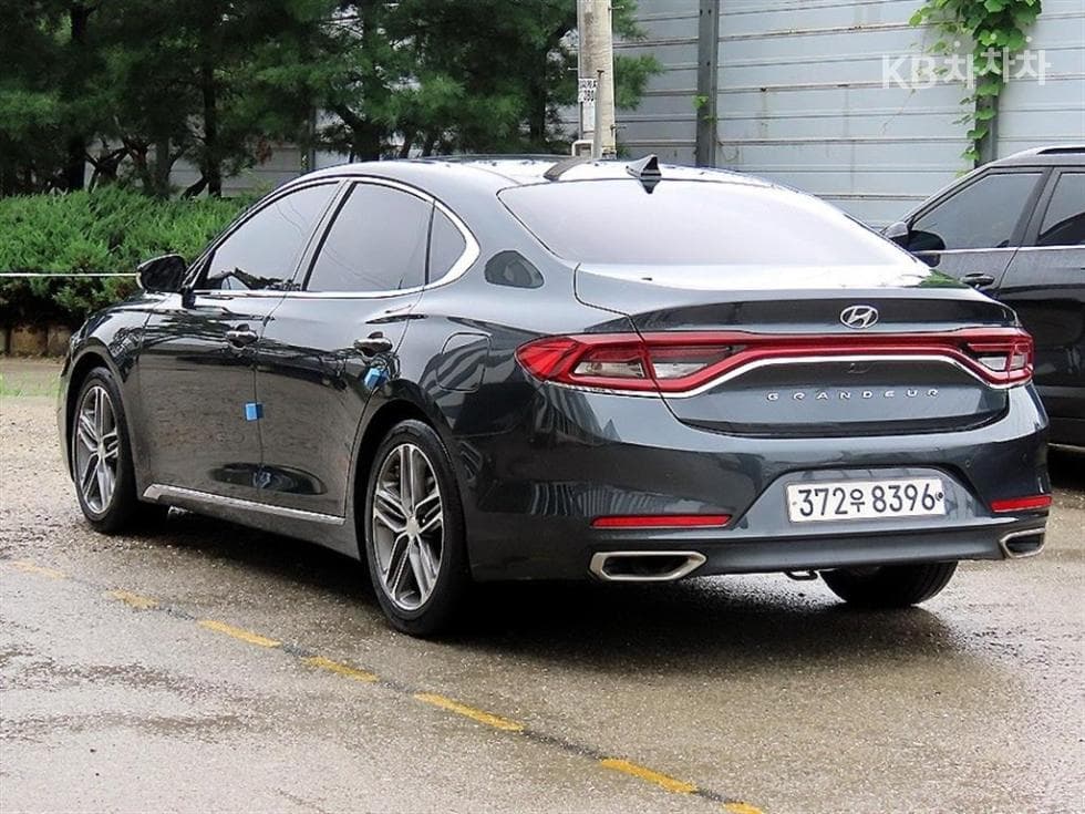 Хюндай Grandeur (Azera)IG3.0 LPi Modern - 3