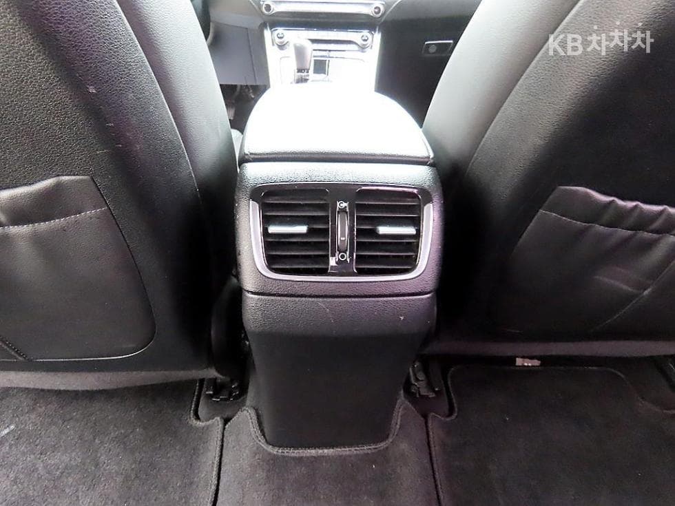 Хюндай Grandeur (Azera)IG3.0 LPi Modern - 17