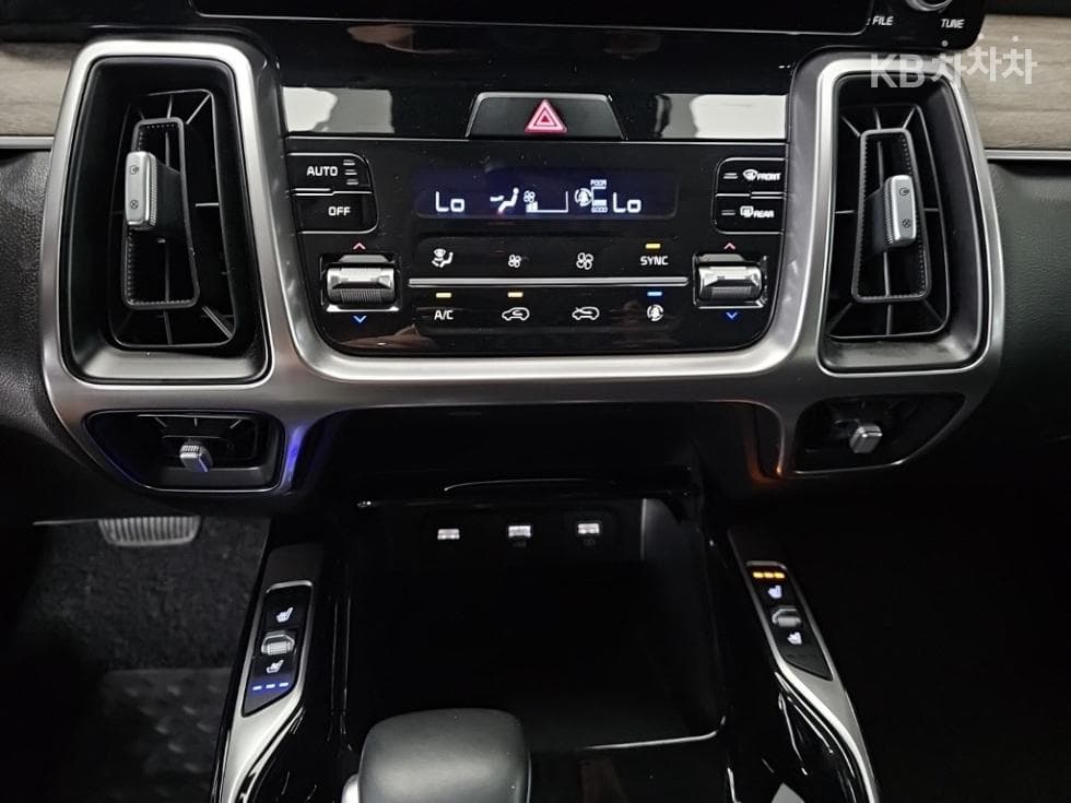 Kia The New (facelift) Sorento MQ42.2 Diesel 2WD Prestige - 10