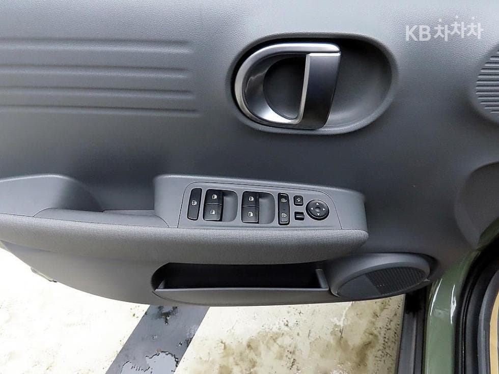 Хюндай Каспър1.0 Бензин 디 에센셜 Базов - 11