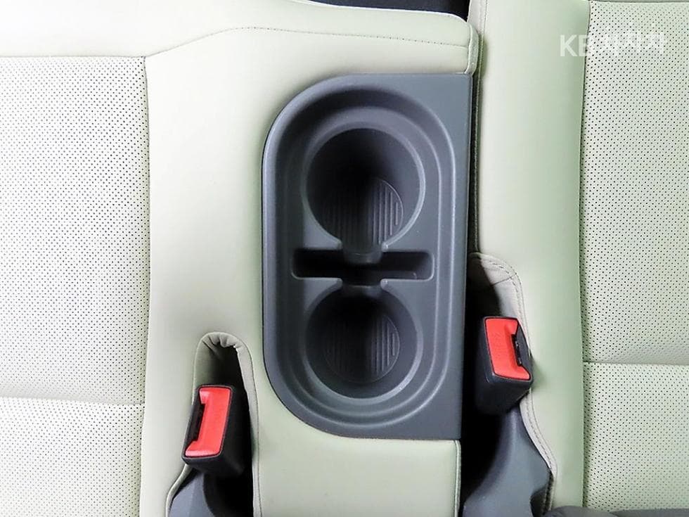 Хюндай Каспър1.0 Бензин 디 에센셜 Базов - 12