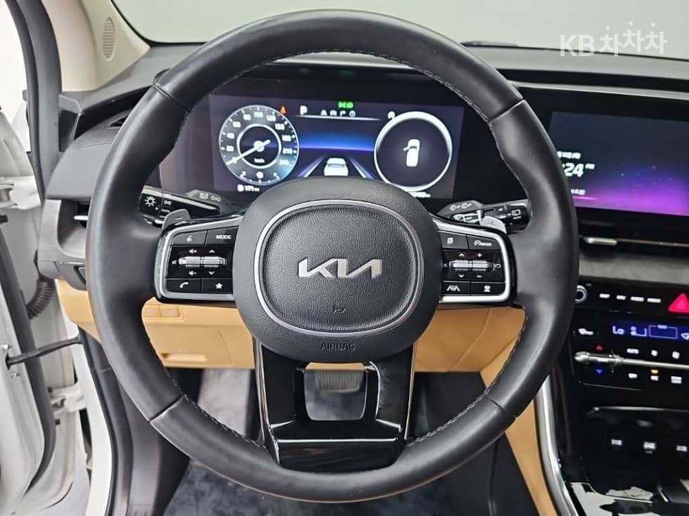 Kia Carnival 4th generationD2.2 7-seater (Limousine) Signature - 9