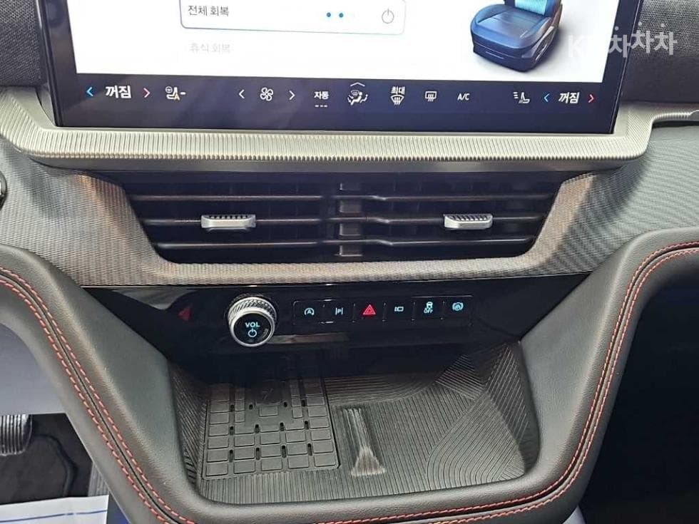 Форд Експлорер(6세대)Бензин Турбо 2.3 AWD ST-Line - 10