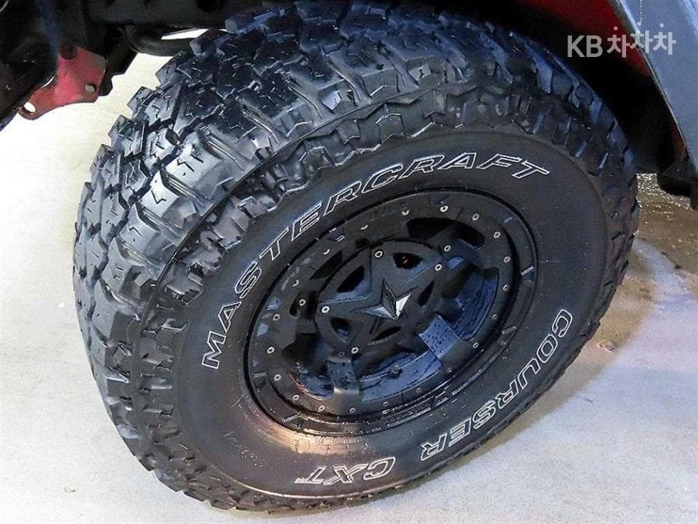 지프 랭글러3.6 스포츠 JK - 17
