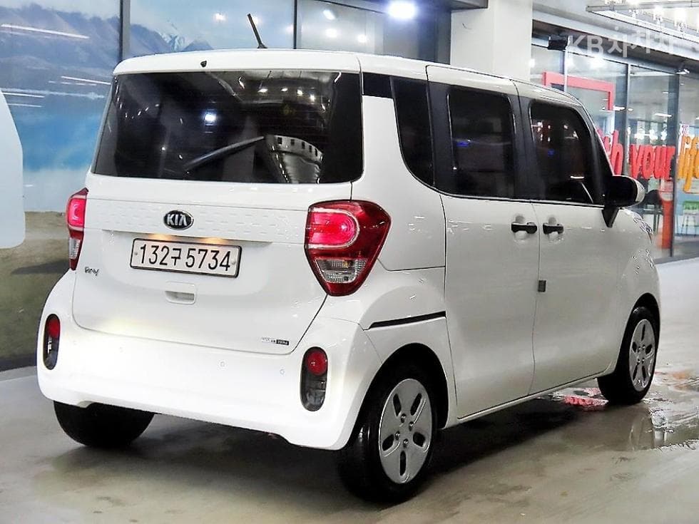 Kia The New (facelift) Ray (van) Van1.0 Gasoline Van 2-seater Prestige - 4