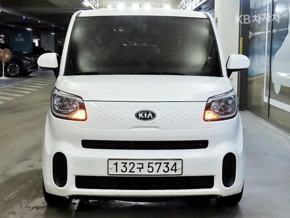 Киа The New (фейслифт) Рей (ван) Ван1.0 Бензин Ван 2-местен Престиж - 2