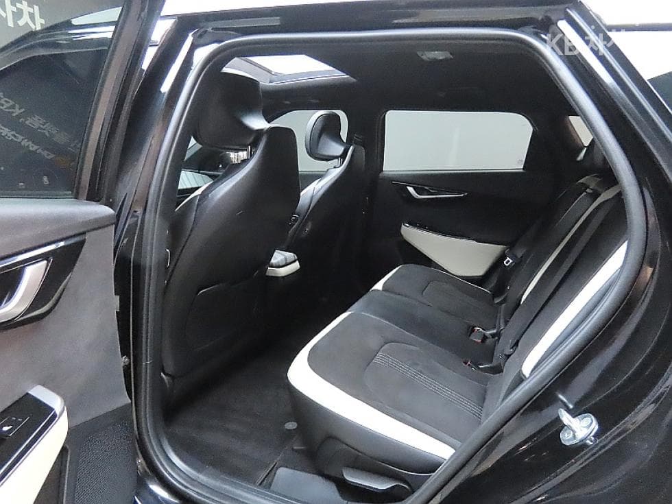 Kia EV6롱 레Seater지 4WD GT-Line - 11