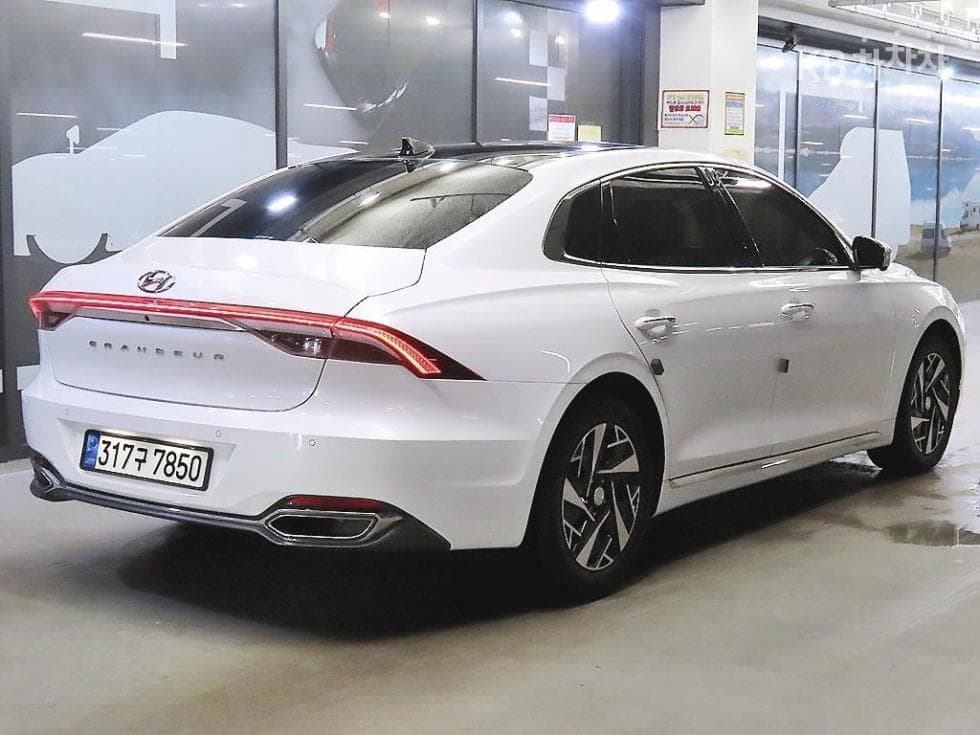 Хюндай The New (фейслифт) Grandeur (Azera) Хибрид2.4 Le Blanc - 4