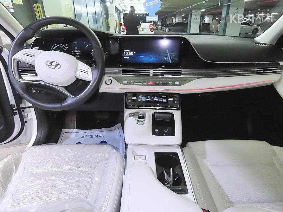 Хюндай The New (фейслифт) Grandeur (Azera) Хибрид2.4 Le Blanc - 10