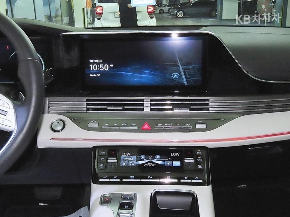 Хюндай The New (фейслифт) Grandeur (Azera) Хибрид2.4 Le Blanc - 11