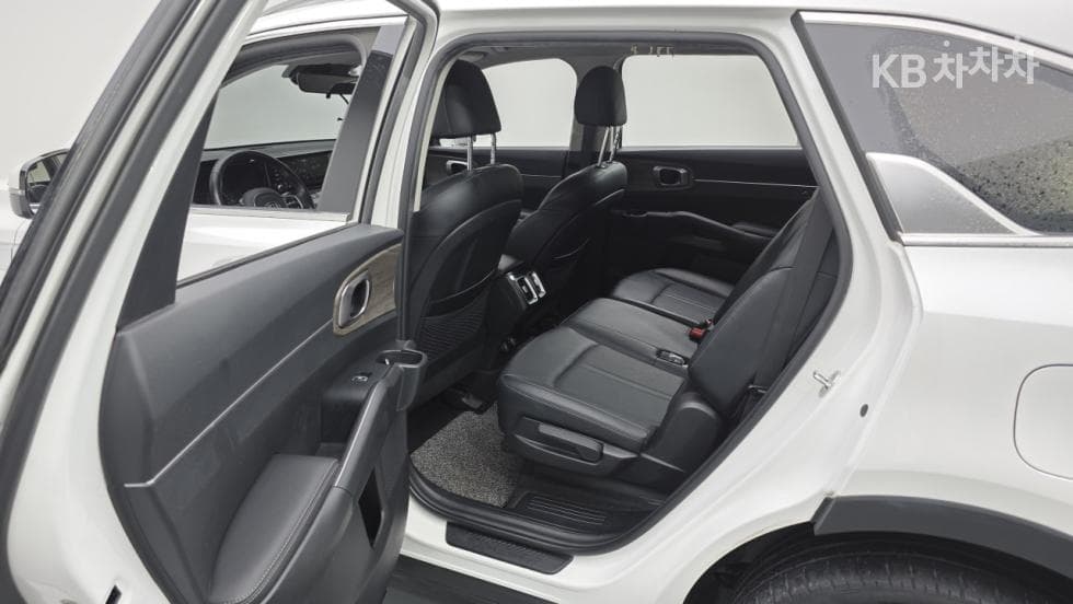 Киа Sorento 4-то поколение2.2 Дизел 2WD Тренди - 13