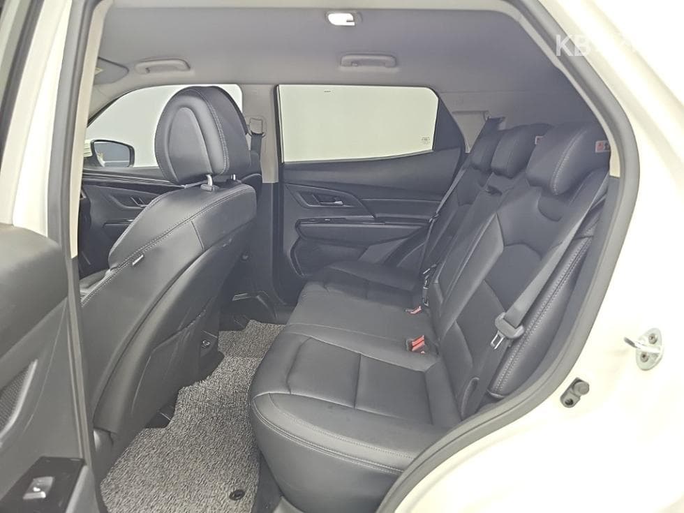 КейДжи Мобилити 뷰티플 코란도1.5 GDi Turbo 2WD C5 Plus - 12